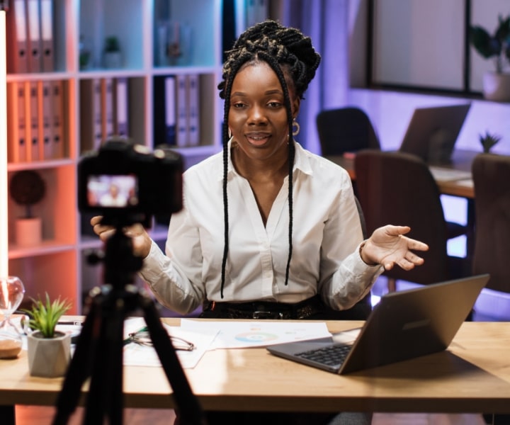 Influencer speaking in front of a camera